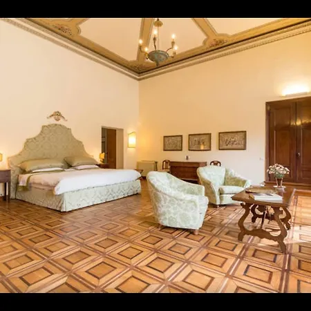 Palazzo Mantua Benavides &