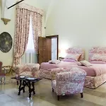 Palazzo Mantua Benavides Suites&apartments Affittacamere