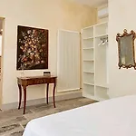 Palazzo Mantua Benavides Suites&apartments Affittacamere 4*