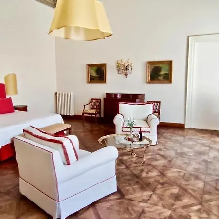 Palazzo Mantua Benavides & Penzion 3*