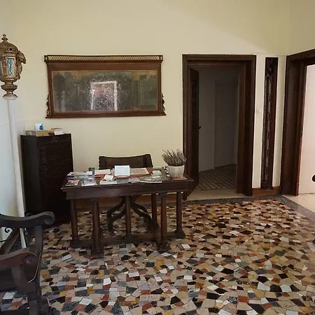 Palazzo Mantua Benavides & 4*