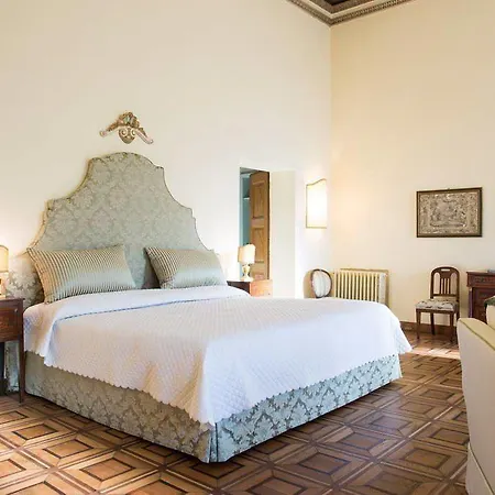 Palazzo Mantua Benavides & 4*