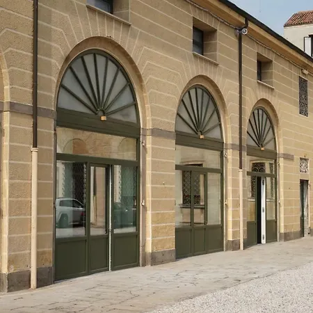 Affittacamere Palazzo Mantua Benavides Suites&apartments 4*